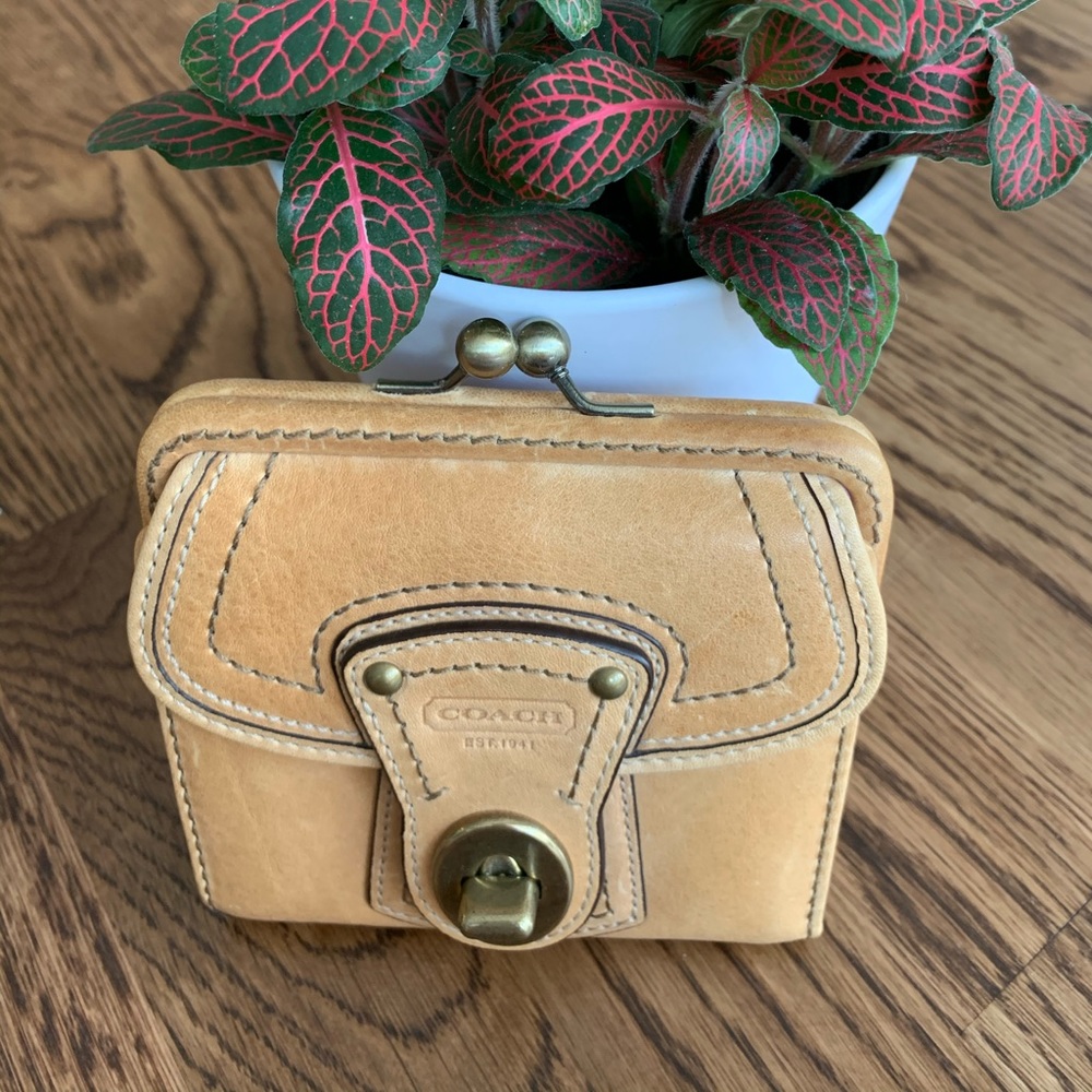 Coach Legacy Vachetta Gigi Wallet